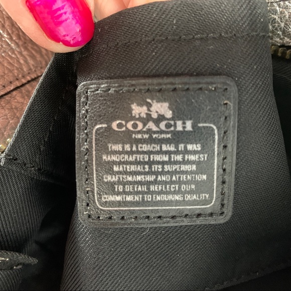 Coach Swagger Wristlet Silver Leather Crossbody - Picture 11 of 12